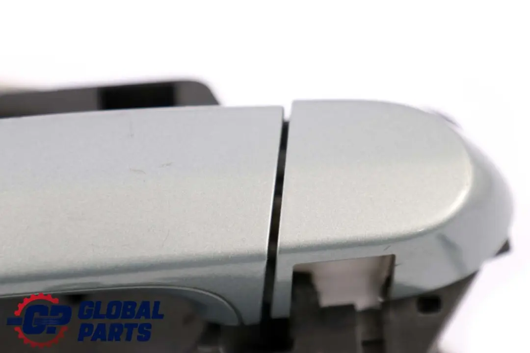 Complete Front Left Grab Handle N/S Arktis Metallic - A34 to BMW 3 Series E90 E91 with Part number 445183 BMW 3 Series E90 E91 Complete Front Left Grab Handle N/S Arktis Metallic - A34 - SKU rhd-0445183-AM - Part number 445183