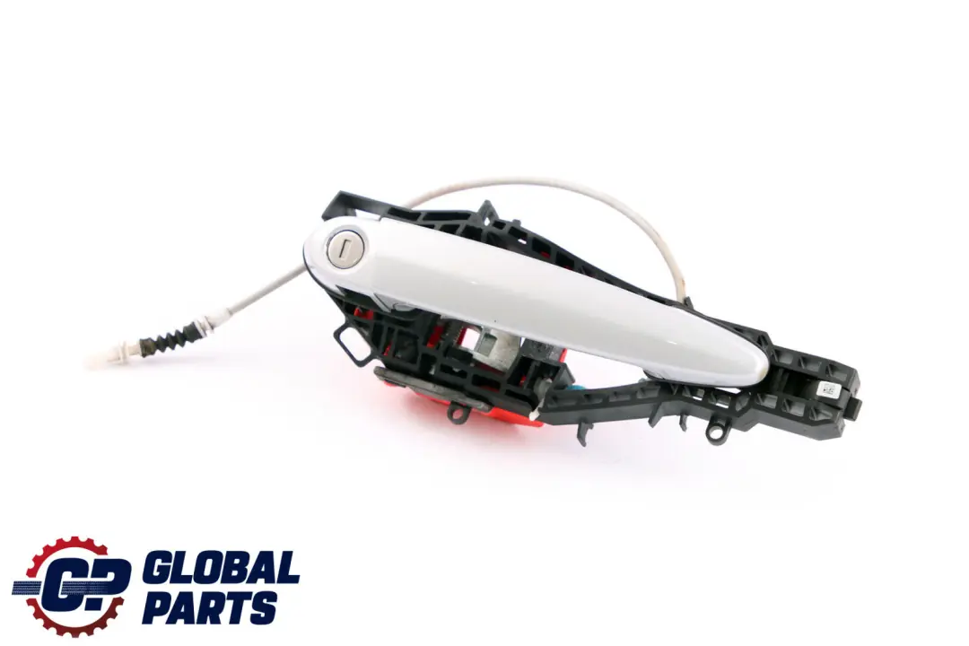 Grab Handle Front Right O/S Door Glacier Silver A83 to BMW 3 Series F30 F31 with Part number 0445184 BMW 3 Series F30 F31 Grab Handle Front Right O/S Door Glacier Silver A83 - SKU rhd-0445184-GSB - Part number 0445184