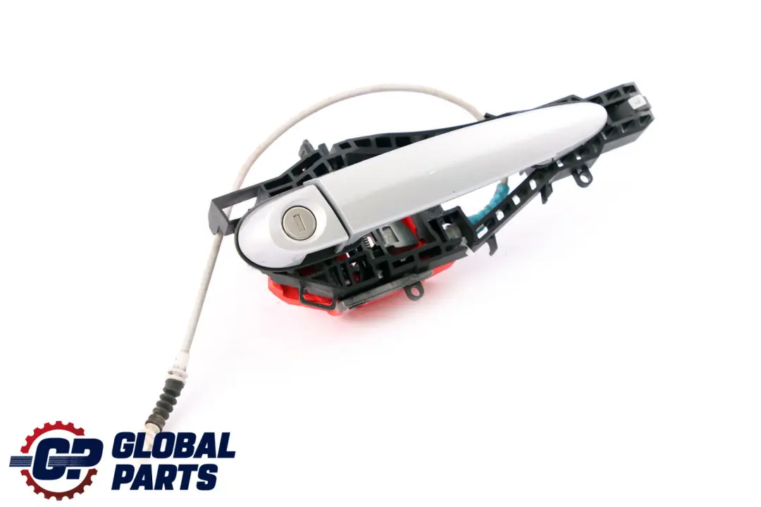 Grab Handle Front Right O/S Door Glacier Silver A83 to BMW 3 Series F30 F31 with Part number 0445184 BMW 3 Series F30 F31 Grab Handle Front Right O/S Door Glacier Silver A83 - SKU rhd-0445184-GSB - Part number 0445184