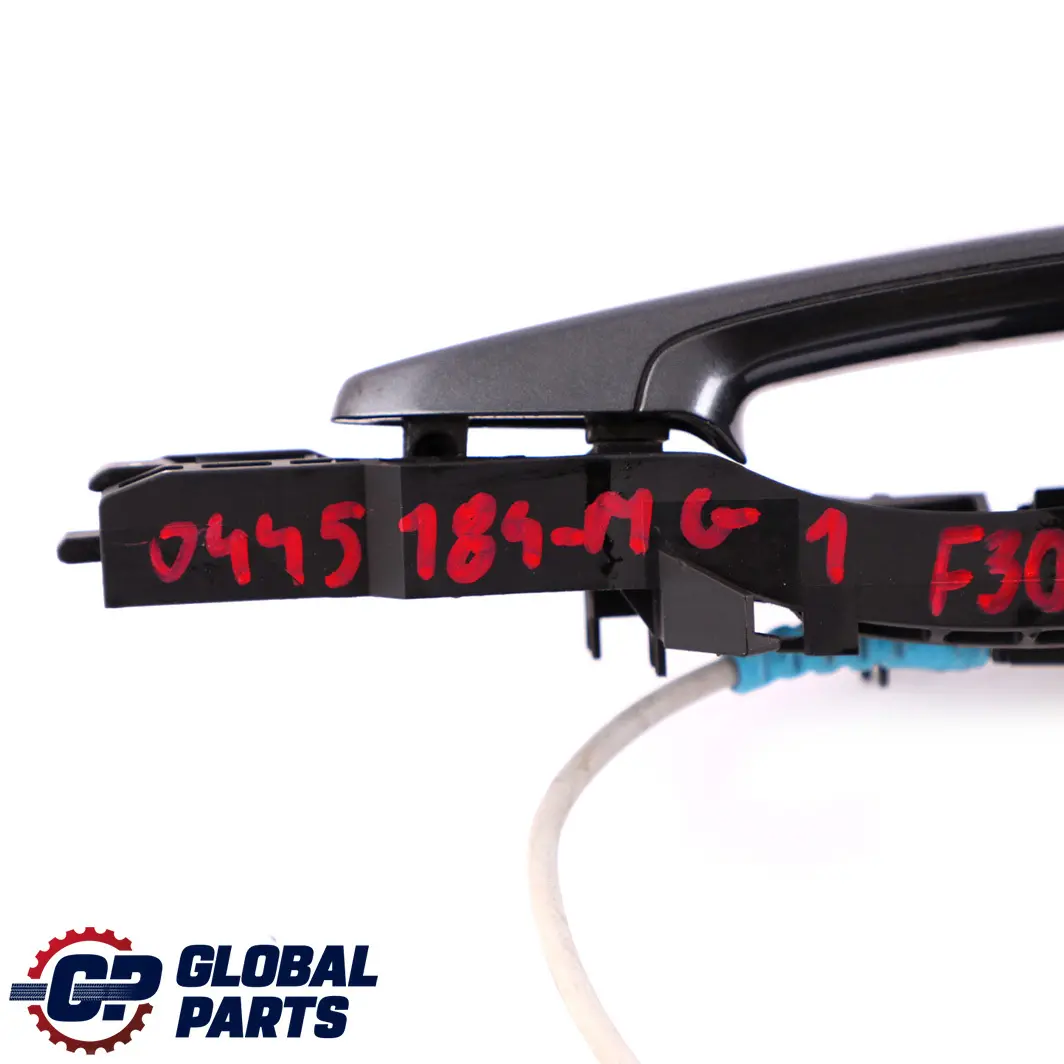 Grab Handle Front Right O/S Door Mineral Grau Metallic B39 to BMW 3 Series F30 F31 with Part number 0445184 BMW 3 Series F30 F31 Grab Handle Front Right O/S Door Mineral Grau Metallic B39 - SKU rhd-0445184-MG1 - Part number 0445184