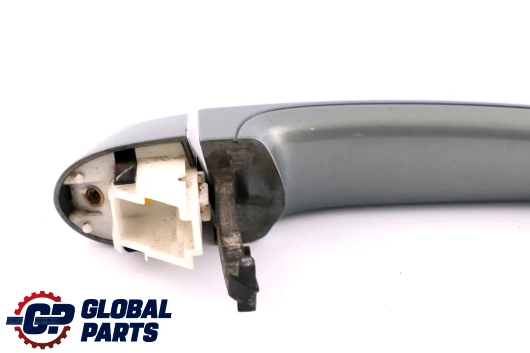 Front Left Grab Handle N/S Arktis Arctic Metallic A34 to BMW 3 Series E90 E91 with Part number 0445185 BMW 3 Series E90 E91 Front Left Grab Handle N/S Arktis Arctic Metallic A34 - SKU rhd-0445185-AM - Part number 0445185