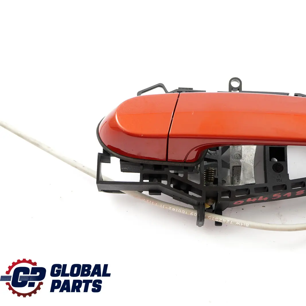 Complete Left Grab Handle N/S Sakhir Orange Metallic C1H to BMW 4 Series F82 M4 with Part number 0445185 BMW 4 Series F82 M4 Complete Left Grab Handle N/S Sakhir Orange Metallic C1H - SKU rhd-0445185-SKO - Part number 0445185