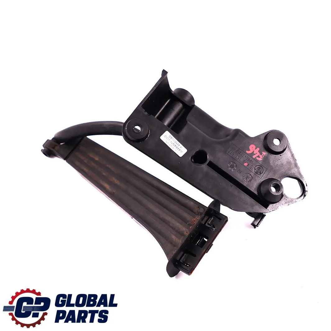 Accelerator Pedal Assy Bracket 1158660 to BMW 3 Series E46 with Part number 1163877 BMW 3 Series E46 Accelerator Pedal Assy Bracket 1158660 - SKU rhd-1163877 - Part number 1163877