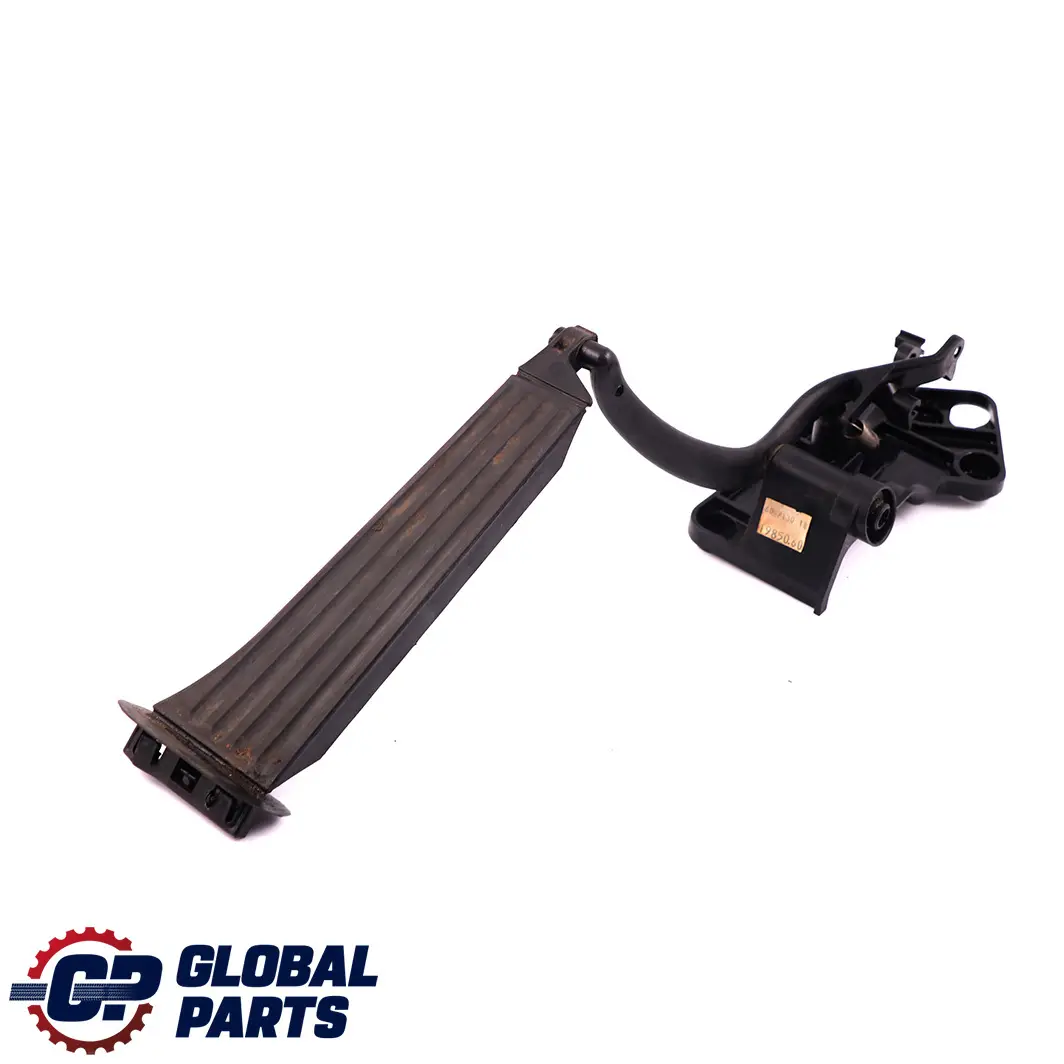Accelerator Pedal Assy Bracket 1158660 to BMW 3 Series E46 with Part number 1163877 BMW 3 Series E46 Accelerator Pedal Assy Bracket 1158660 - SKU rhd-1163877 - Part number 1163877