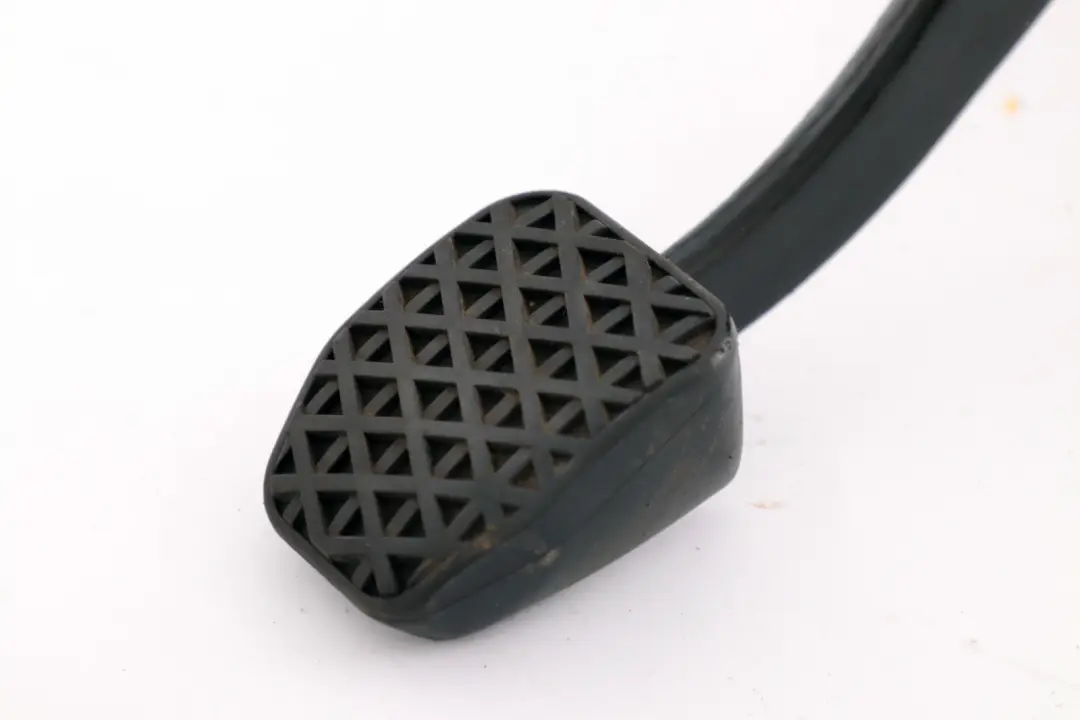 Pedal Assembly With Brake to BMW 5 6 Series E60 E61 E63 E64 with Part number 2282326 BMW 5 6 Series E60 E61 E63 E64 Pedal Assembly With Brake - SKU rhd-2282326 - Part number 2282326