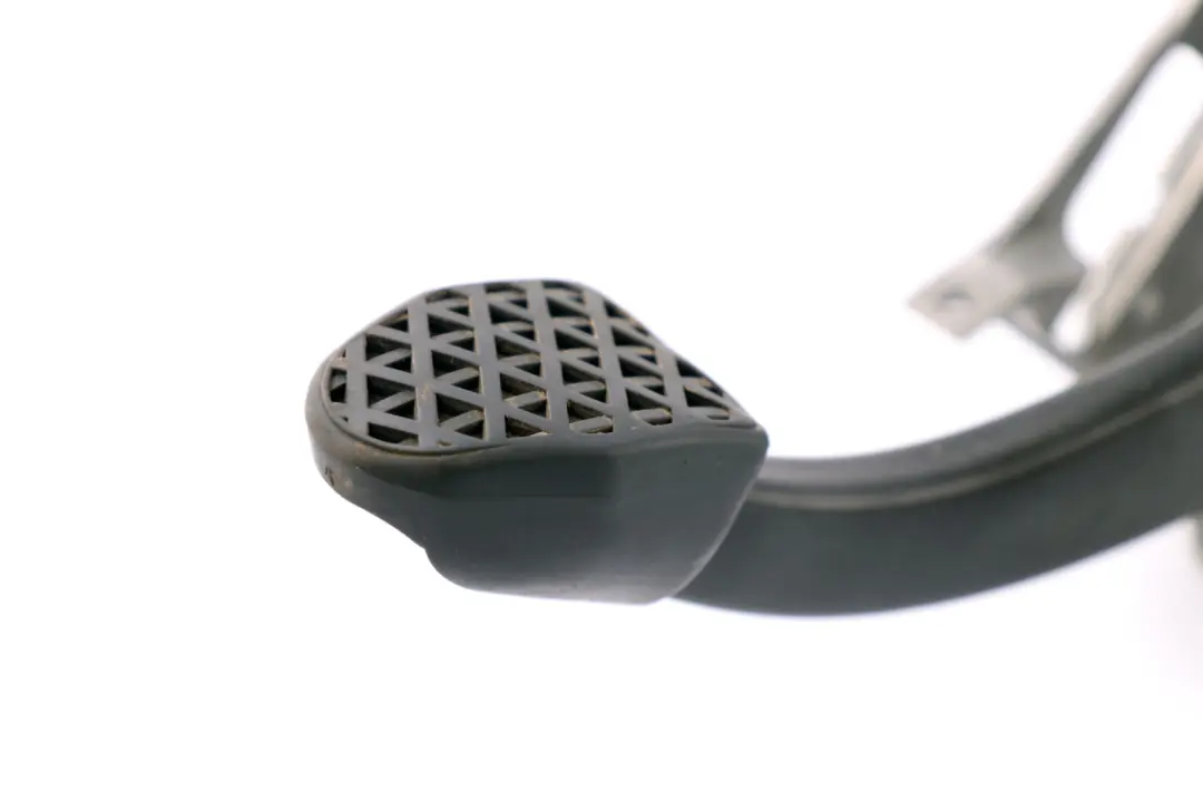 Brake Pedal Foot Controls to BMW 3 Series E90 E92 E93 M3 LCI with Part number 2283226 BMW 3 Series E90 E92 E93 M3 LCI Brake Pedal Foot Controls - SKU rhd-2283226 - Part number 2283226