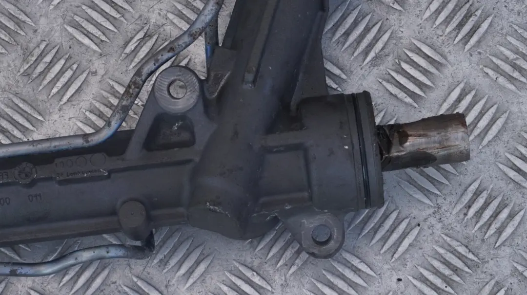 Steering Rack BMW E60 E61 M5 E63 E64 M6 Hydro Power Gear Servotronic to with Part number 2283355 Steering Rack BMW E60 E61 M5 E63 E64 M6 Hydro Power Gear Servotronic - SKU rhd-2283355 - Part number 2283355