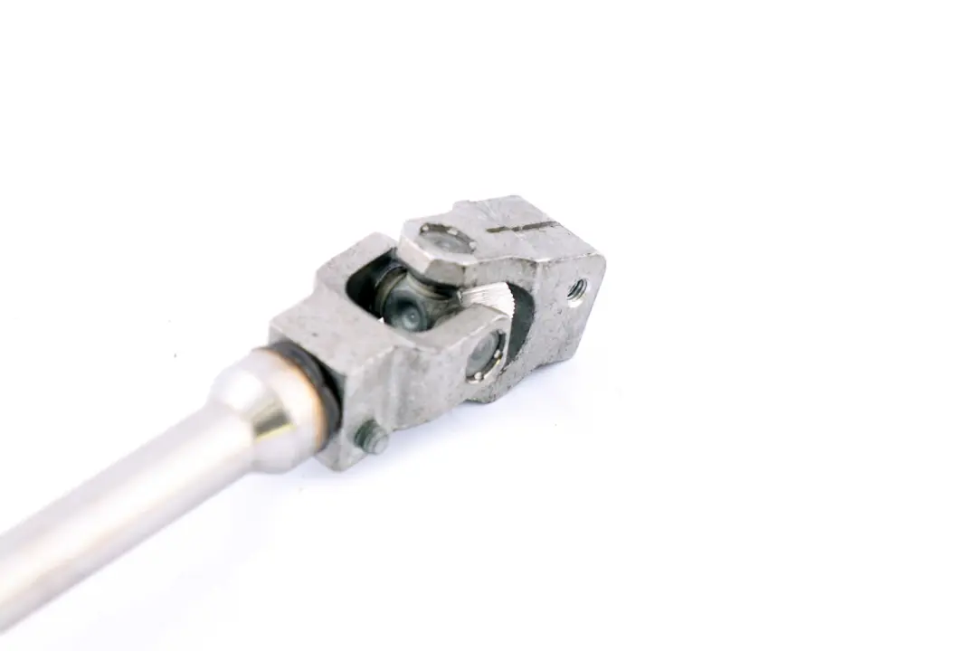 Swivel Joint Steering Shaft to BMW 1 3 Series E82 E90 E92 E93 M3 LCI with Part number 2283433 BMW 1 3 Series E82 E90 E92 E93 M3 LCI Swivel Joint Steering Shaft - SKU rhd-2283433 - Part number 2283433