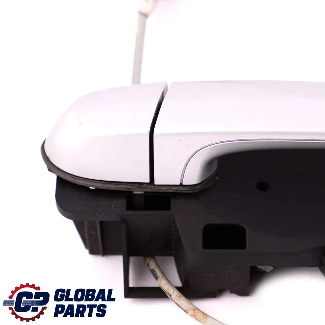 Front Left Outside Door Grab Handle N/S Titansilber Metallic to BMW X1 Series E84 with Part number 2992973 BMW X1 Series E84 Front Left Outside Door Grab Handle N/S Titansilber Metallic - SKU rhd-2992973-TS - Part number 2992973