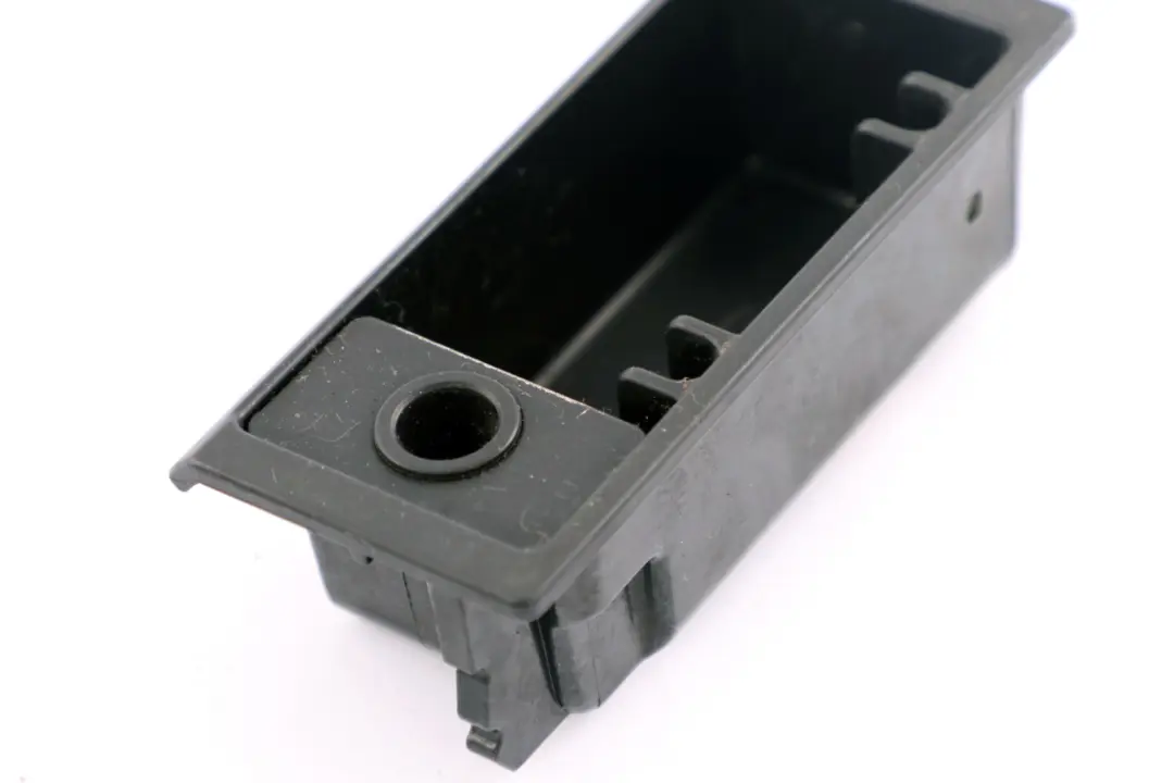 E83N LCI Front Centre Ashtray Insert Black to BMW X3 Series E83 with Part number 3402637 BMW X3 Series E83 E83N LCI Front Centre Ashtray Insert Black - SKU rhd-3402637-1 - Part number 3402637