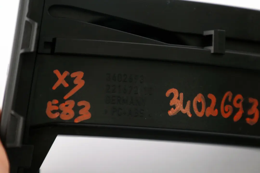 Drink Holder Drivers Right O/S Schwarz Black to BMW X3 Series 3 E83 4 Cup with Part number 3402693 BMW X3 Series 3 E83 4 Cup Drink Holder Drivers Right O/S Schwarz Black - SKU rhd-3402693-4 - Part number 3402693