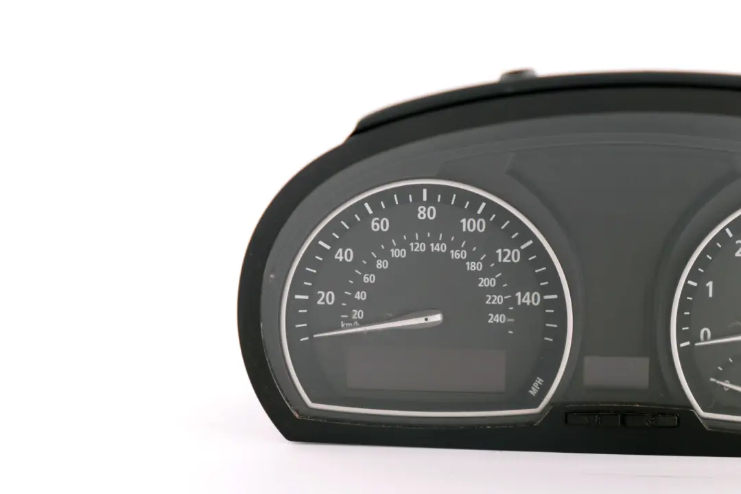 Instrument Cluster Speedo Clocks Petrol Automatic to BMW X3 Series E83 with Part number 3413129 BMW X3 Series E83 Instrument Cluster Speedo Clocks Petrol Automatic - SKU rhd-3413129 - Part number 3413129