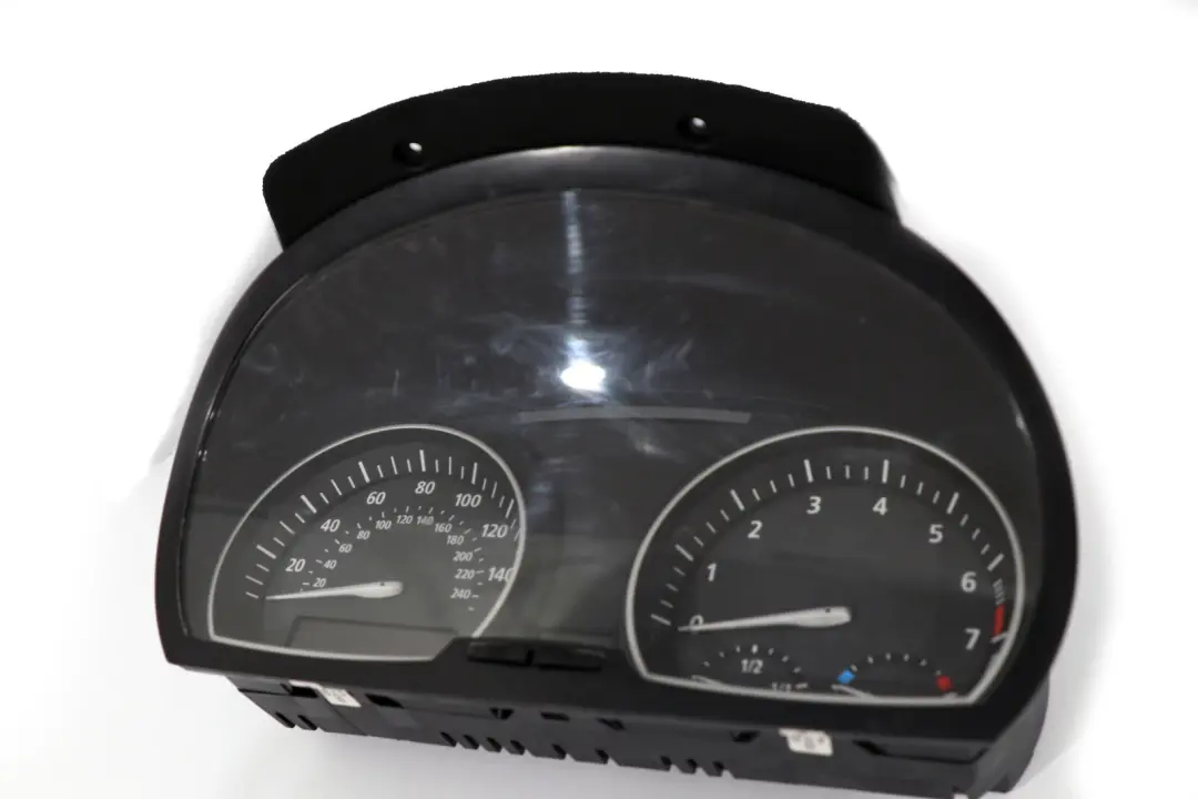 Instrument Cluster Speedo Clocks Petrol Automatic to BMW X3 Series E83 with Part number 3413129 BMW X3 Series E83 Instrument Cluster Speedo Clocks Petrol Automatic - SKU rhd-3413129 - Part number 3413129