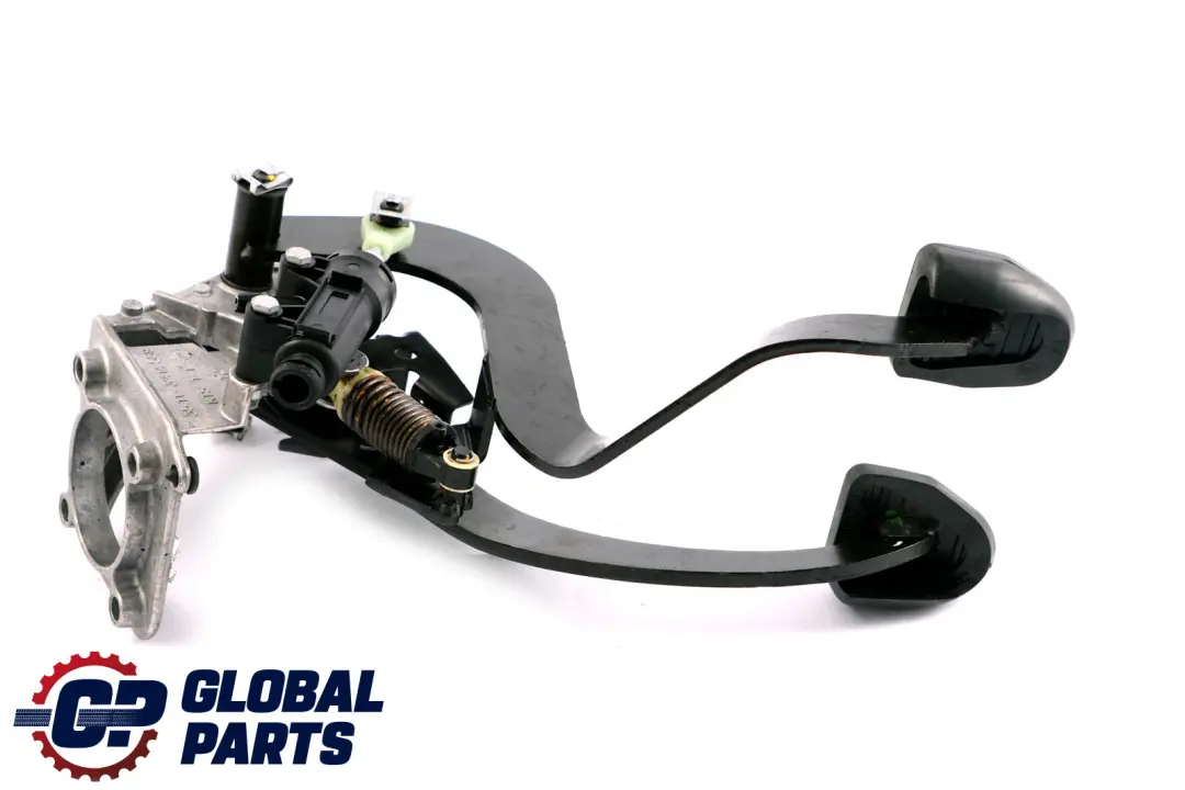 Brake Clutch Pedal Set Complete Assembly to BMW X3 Series E83 with Part number 3414593 BMW X3 Series E83 Brake Clutch Pedal Set Complete Assembly - SKU rhd-3414593 - Part number 3414593