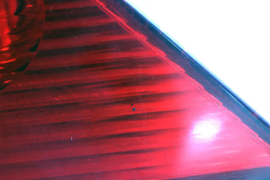 Right O/S Rear Light In Trunk Lid Boot Tailgate Lamp to BMW X3 E83 with Part number 3420204 BMW X3 E83 Right O/S Rear Light In Trunk Lid Boot Tailgate Lamp - SKU rhd-3420204 - Part number 3420204