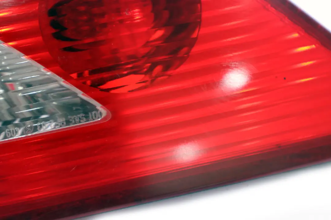 Right O/S Rear Light In Trunk Lid Boot Tailgate Lamp to BMW X3 E83 with Part number 3420204 BMW X3 E83 Right O/S Rear Light In Trunk Lid Boot Tailgate Lamp - SKU rhd-3420204 - Part number 3420204