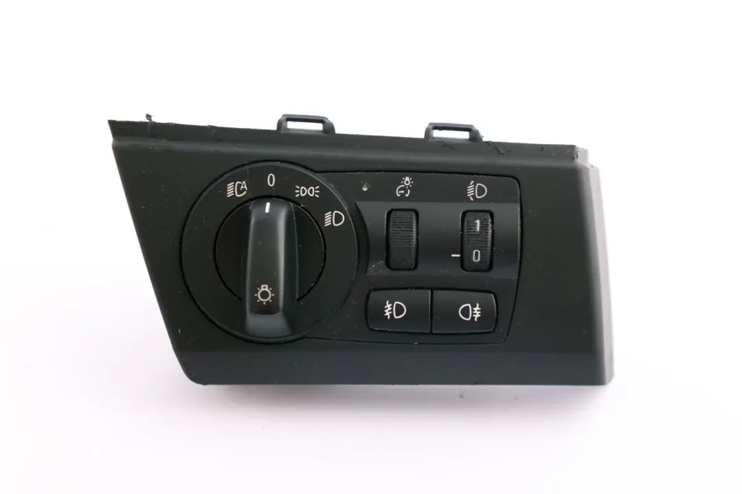 E83N LCI Control Element Light Switch Black to BMW X3 Series 1 with Part number 3420282 BMW X3 Series 1 E83N LCI Control Element Light Switch Black - SKU rhd-3420282-1 - Part number 3420282
