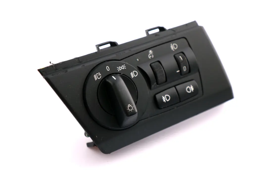 E83N LCI Control Element Light Switch Black to BMW X3 Series 1 with Part number 3420282 BMW X3 Series 1 E83N LCI Control Element Light Switch Black - SKU rhd-3420282-1 - Part number 3420282