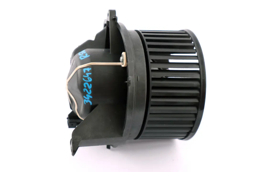 Heater Blower Unit Fan PL3 IHKS 3422647 to Mini Cooper One R55 R56 R57 R58 R60 with Part number 64113422647 Mini Cooper One R55 R56 R57 R58 R60 Heater Blower Unit Fan PL3 IHKS 3422647 - SKU rhd-3422647 - Part number 64113422647
