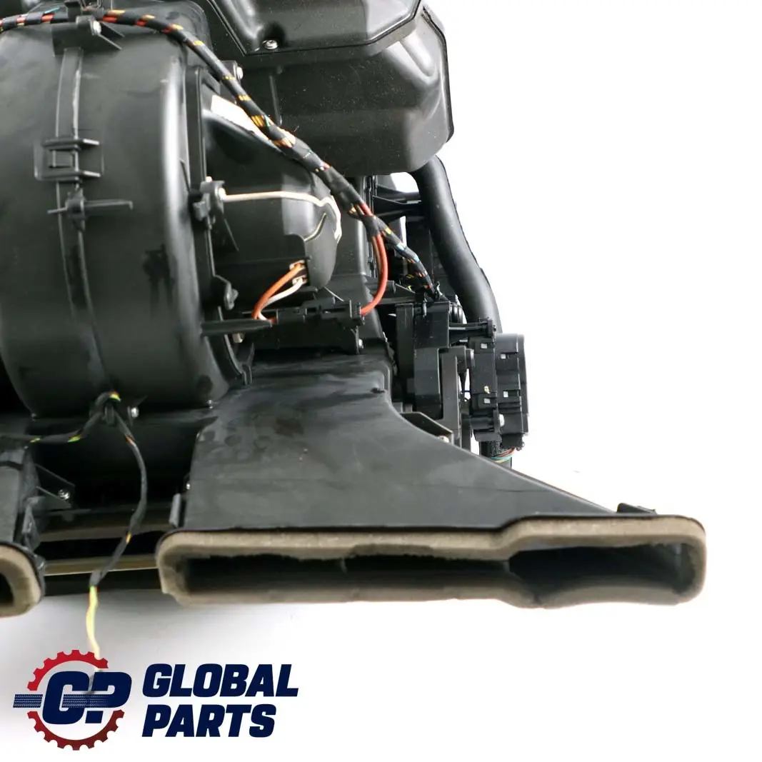 Heater Blower Matrix Box Valeo 3423711 to MINI Cooper One D R56 R57 R58 with Part number 3448073 MINI Cooper One D R56 R57 R58 Heater Blower Matrix Box Valeo 3423711 - SKU rhd-3448073 - Part number 3448073