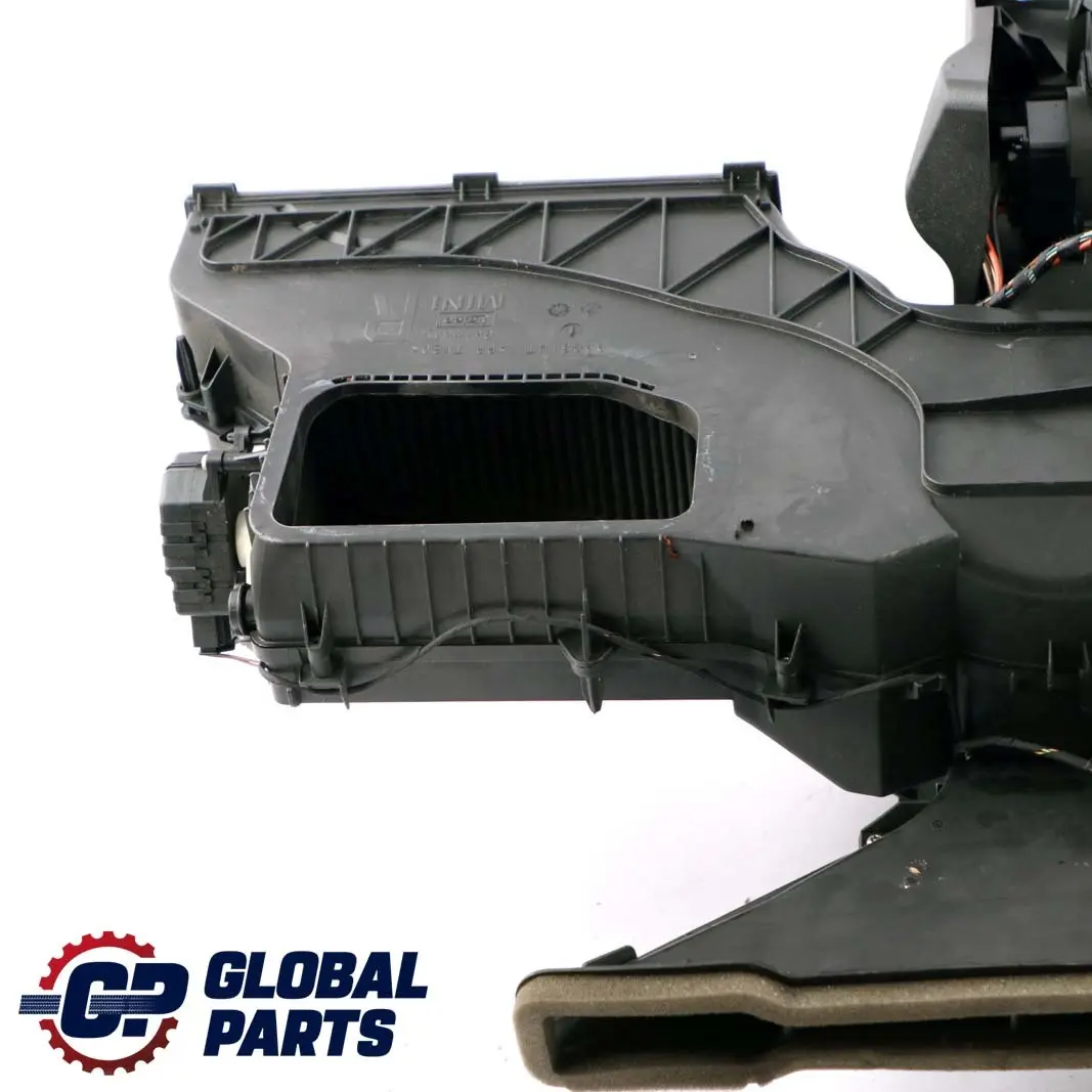 Heater Blower Matrix Box Valeo 3423711 to MINI Cooper One D R56 R57 R58 with Part number 3448073 MINI Cooper One D R56 R57 R58 Heater Blower Matrix Box Valeo 3423711 - SKU rhd-3448073 - Part number 3448073