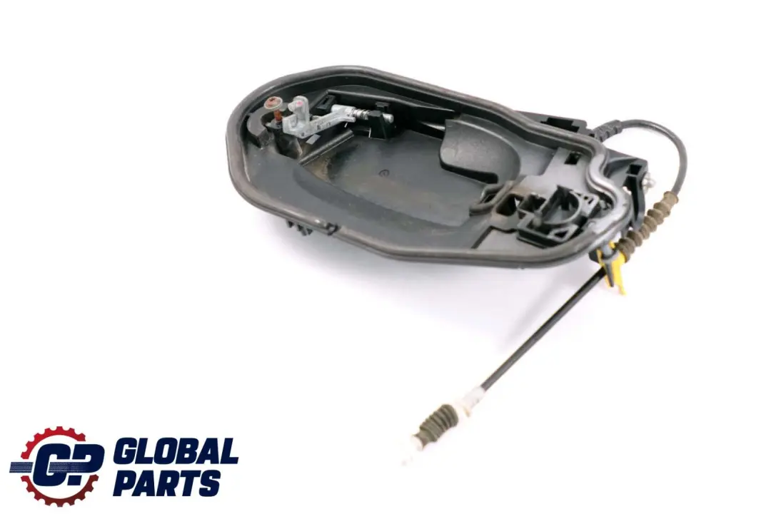 Carrier Outside Door Handle Front Left N/S to BMW X3 Series E83 with Part number 3449077 BMW X3 Series E83 Carrier Outside Door Handle Front Left N/S - SKU rhd-3449077 - Part number 3449077