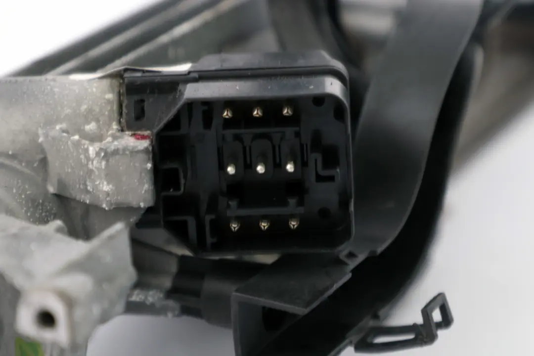 Manually Adjustable Steering Column Automatic Gearbox to BMW X3 Series E83 with Part number 3412456 BMW X3 Series E83 Manually Adjustable Steering Column Automatic Gearbox - SKU rhd-3450162 - Part number 3412456