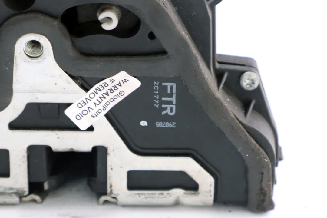 O/S Right Front Door Latch Actuator Catch 14389472 to BMW 1 3 5 Series E60 E87 E90 with Part number 7202144 BMW 1 3 5 Series E60 E87 E90 O/S Right Front Door Latch Actuator Catch 14389472 - SKU rhd-4389472 - Part number 7202144