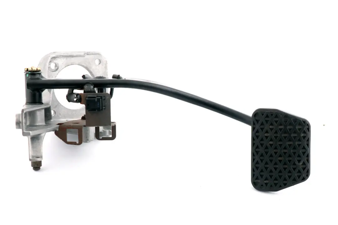 Brake Pedal Mount 6757926 to BMW 3 Z4 Series E46 E85 E86 Automatic with Part number 6752655 BMW 3 Z4 Series E46 E85 E86 Automatic Brake Pedal Mount 6757926 - SKU rhd-6752655 - Part number 6752655