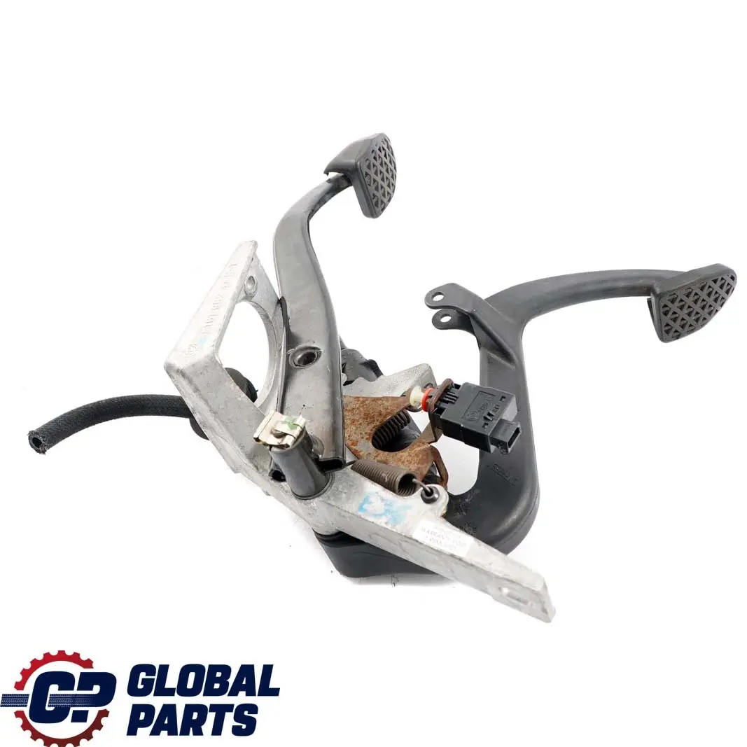 Brake Clutch Support Pedals Set Complete Assembly to BMW 3 Z3 Series E36 with Part number 6759771 BMW 3 Z3 Series E36 Brake Clutch Support Pedals Set Complete Assembly - SKU rhd-6759771 - Part number 6759771