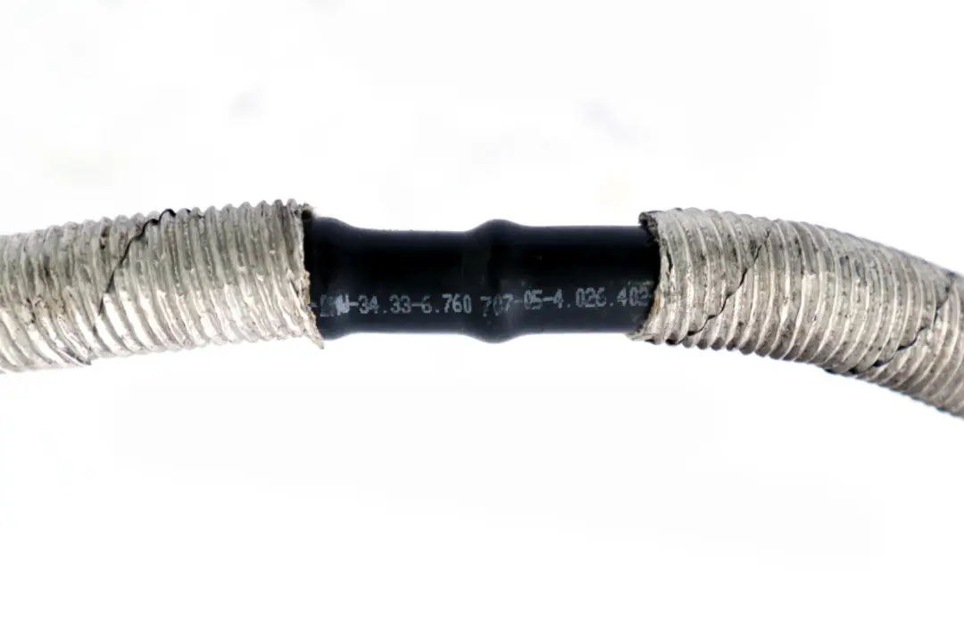 Vent Pipe Engine Breather Hose Vacuum Duct to BMW 5 Series E60 E61 with Part number 6766294 BMW 5 Series E60 E61 Vent Pipe Engine Breather Hose Vacuum Duct - SKU rhd-6760707 - Part number 6766294