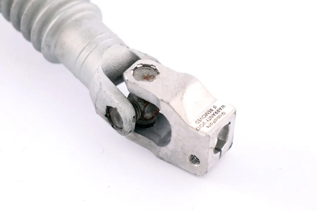 Lower Joint Steering Shaft to BMW 3 Series E46 with Part number 6764007 BMW 3 Series E46 Lower Joint Steering Shaft - SKU rhd-6764007 - Part number 6764007