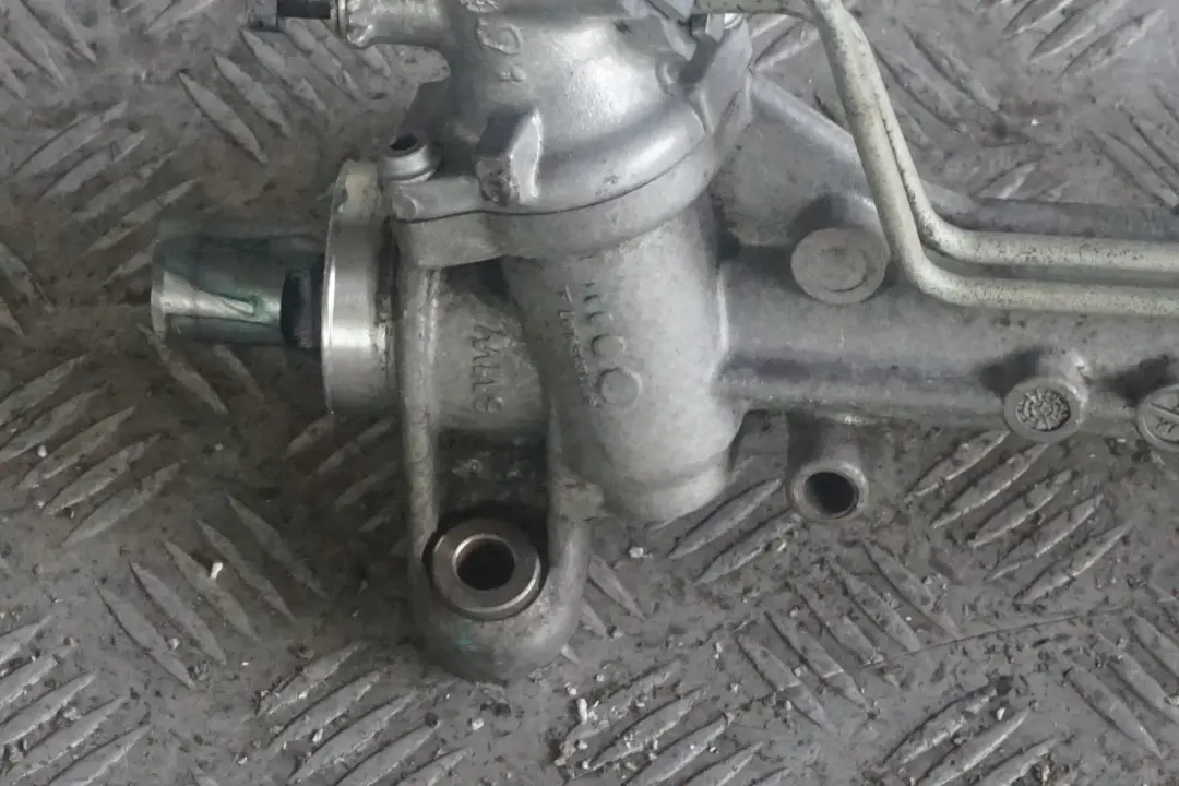 Hydro Power Steering Rack Gear to Mini Cooper R50 R52 R53 with Part number 6764153 Mini Cooper R50 R52 R53 Hydro Power Steering Rack Gear - SKU rhd-6764153 - Part number 6764153