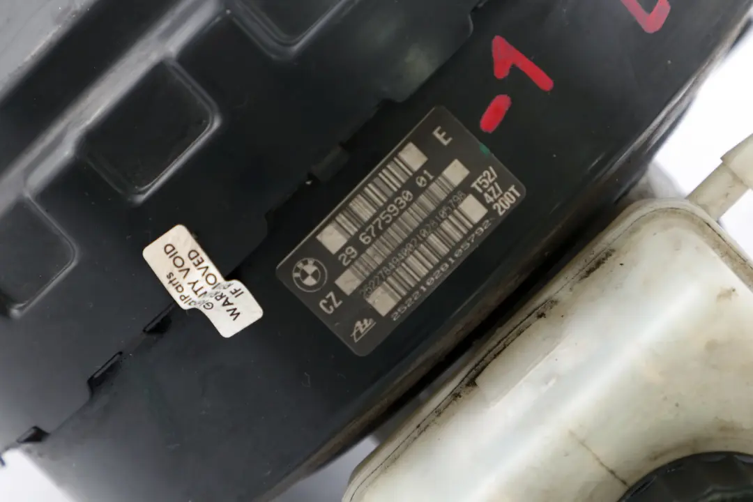 to X1 E84 with Part number 6775930 X1 E84 - SKU rhd-6775930-1 - Part number 6775930