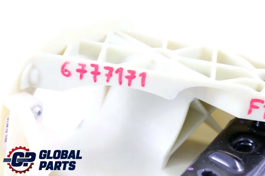 Complete Brake Pedal Assembly to BMW 5 7 Series F01 F02 F10 F11 LCI with Part number 6777171 BMW 5 7 Series F01 F02 F10 F11 LCI Complete Brake Pedal Assembly - SKU rhd-6777171 - Part number 6777171