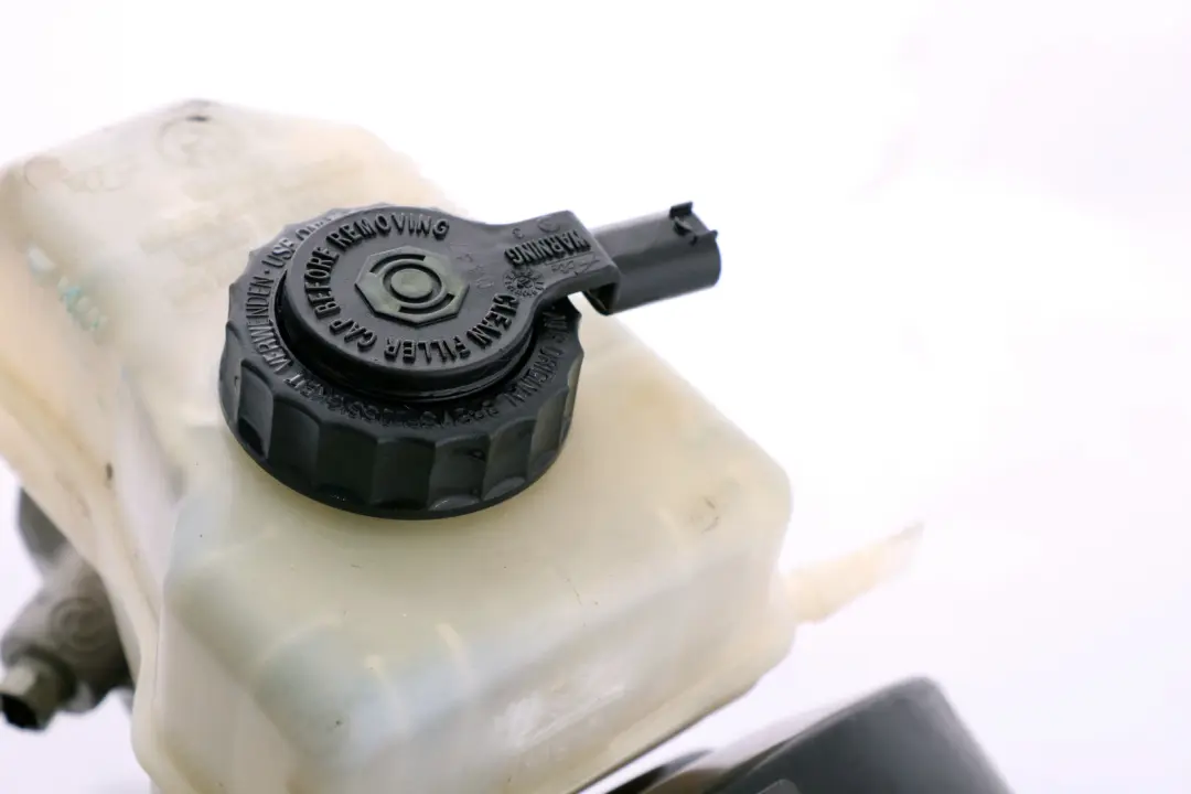 Brake Servo Unit Master Cylinder to BMW 3 Series E90 E91 E92 E93 with Part number 6778818 BMW 3 Series E90 E91 E92 E93 Brake Servo Unit Master Cylinder - SKU rhd-6778818 - Part number 6778818