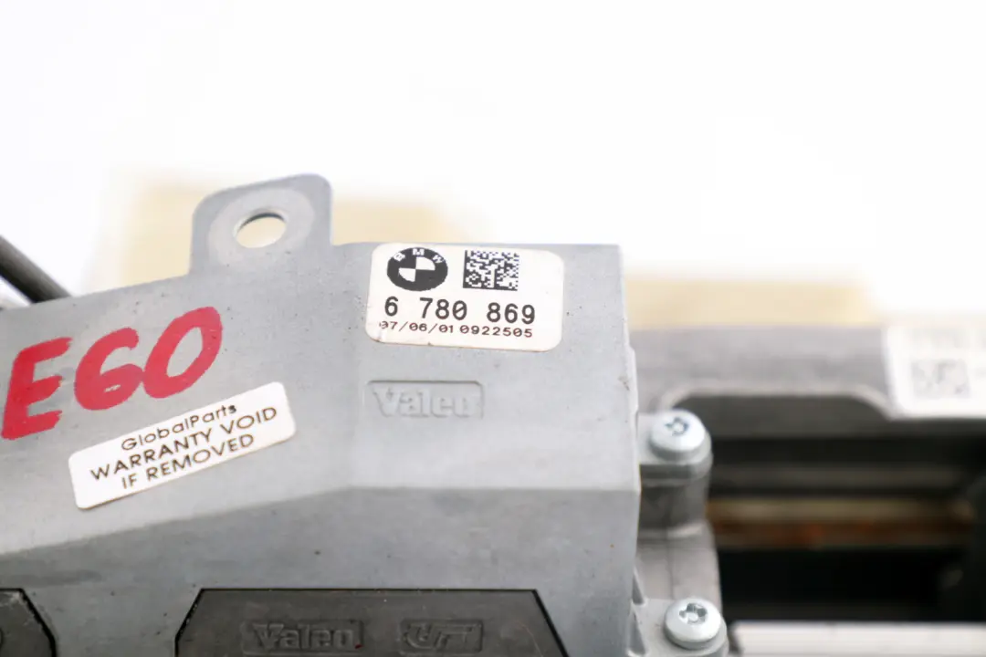 Manually Adjustable Steering Column Shaft Tube to BMW 5 Series E60 E61 with Part number 6788841 BMW 5 Series E60 E61 Manually Adjustable Steering Column Shaft Tube - SKU rhd-6788841 - Part number 6788841