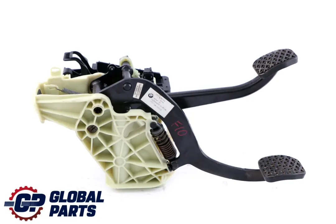 Brake Clutch Pedal Assembly 3531 to BMW 5 Series F10 F11 LCI Manual with Part number 6789744 BMW 5 Series F10 F11 LCI Manual Brake Clutch Pedal Assembly 3531 - SKU rhd-6789744 - Part number 6789744