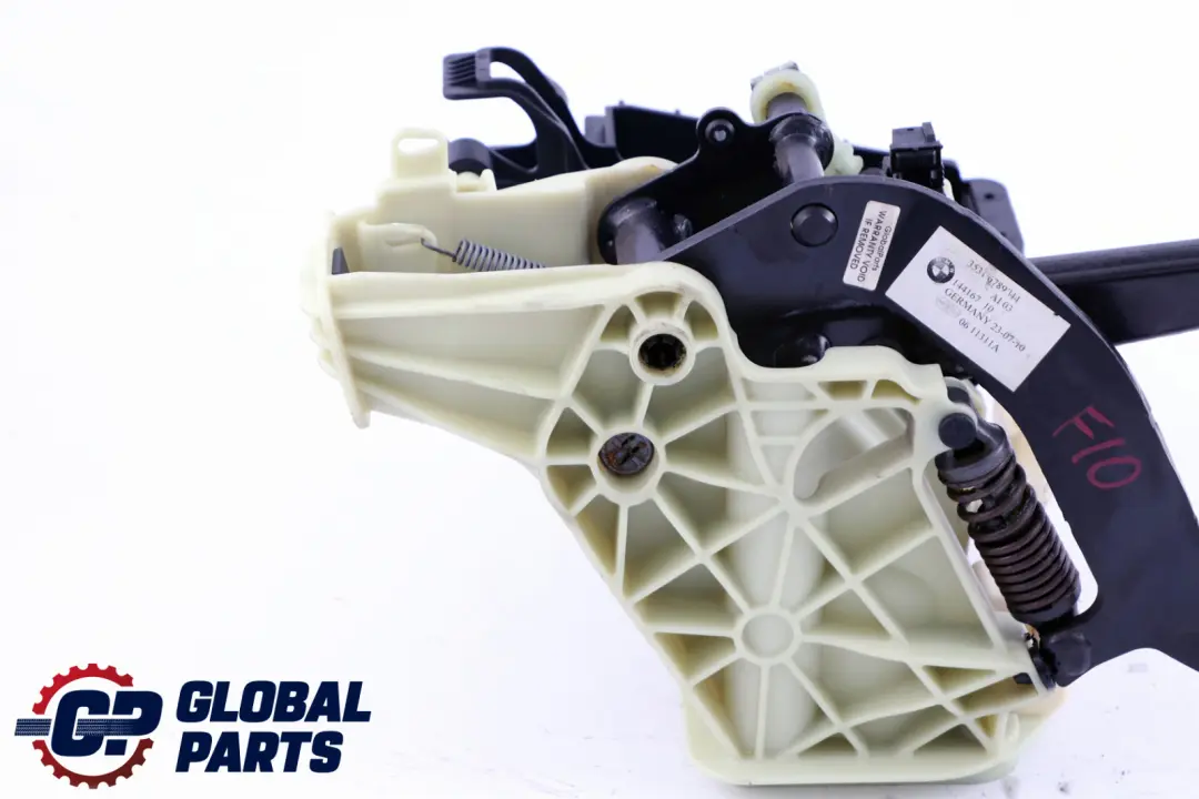 Brake Clutch Pedal Assembly 3531 to BMW 5 Series F10 F11 LCI Manual with Part number 6789744 BMW 5 Series F10 F11 LCI Manual Brake Clutch Pedal Assembly 3531 - SKU rhd-6789744 - Part number 6789744
