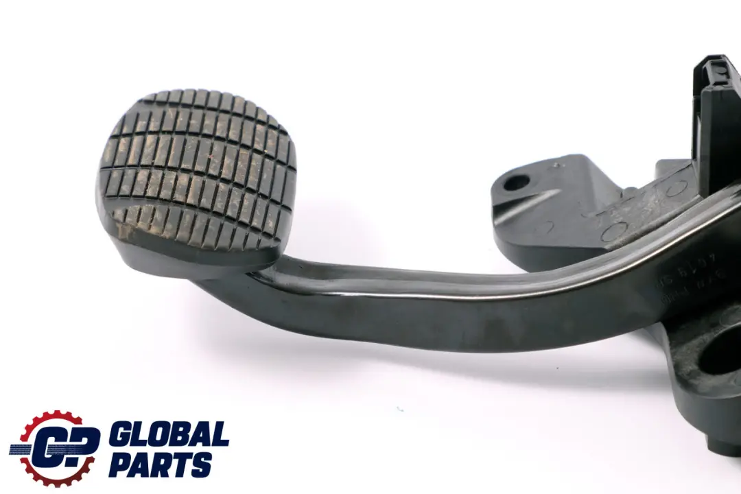 Complete Brake Pedal Assembly to BMW 1 Series F40 with Part number 6856600 BMW 1 Series F40 Complete Brake Pedal Assembly - SKU rhd-6856600 - Part number 6856600