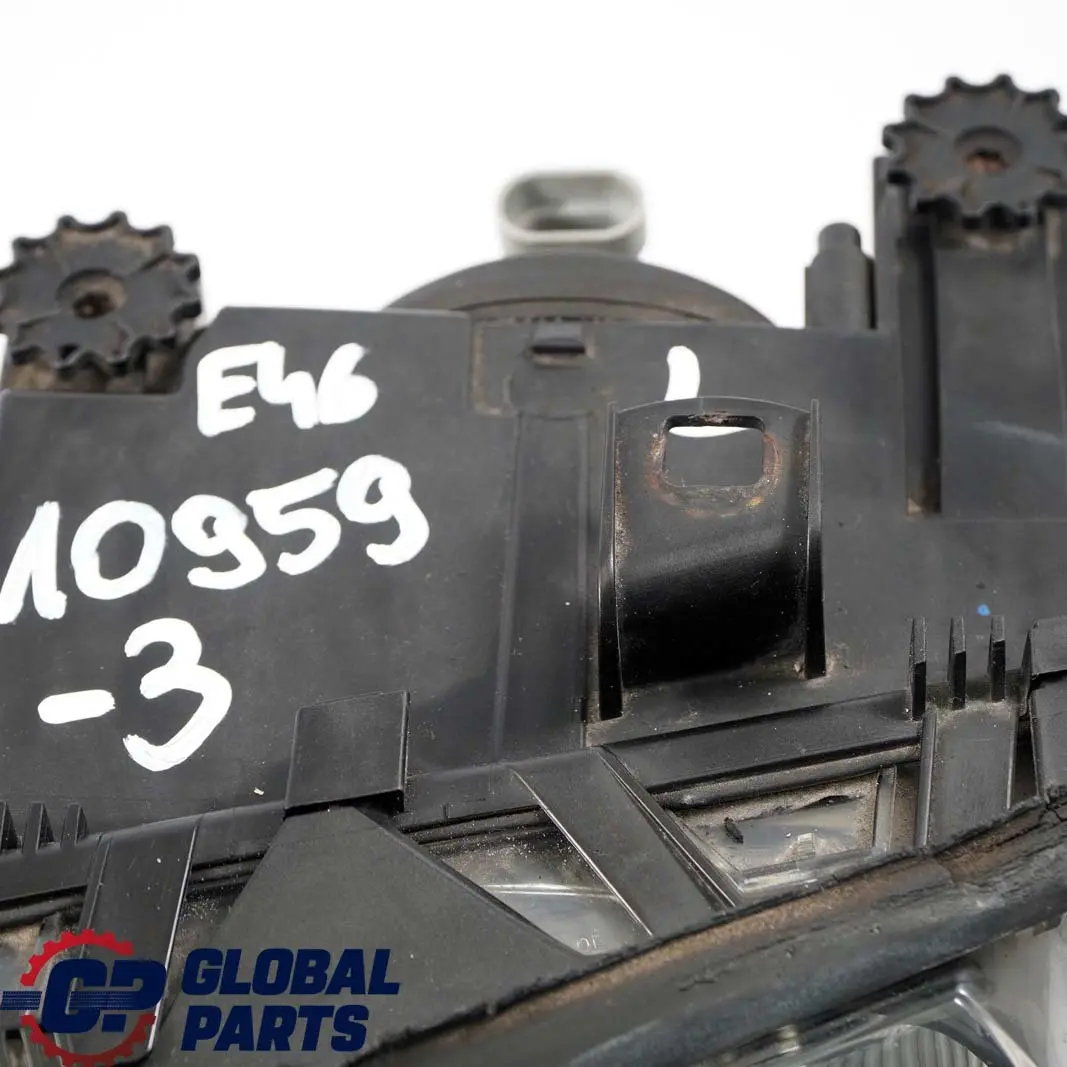 Headlight Headlamp Front Light Lamp Front Left N/S 6910959 to BMW 3 Series E46 with Part number 7165773 BMW 3 Series E46 Headlight Headlamp Front Light Lamp Front Left N/S 6910959 - SKU rhd-6910959-3 - Part number 7165773