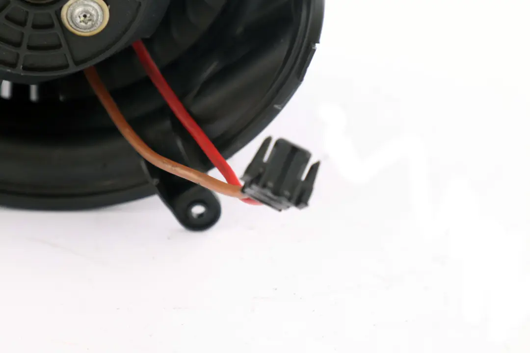 BMW 7 Series E65 E66 E67 Heater Fan Blower Unit Motor Fan - SKU rhd-6913402 - Part number 6913402