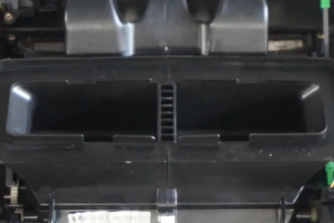 Complete Heater A/C Air Conditioning Matrix Behr to BMW 7 Series E65 E66 E67 with Part number 6918875 BMW 7 Series E65 E66 E67 Complete Heater A/C Air Conditioning Matrix Behr - SKU rhd-6918875 - Part number 6918875