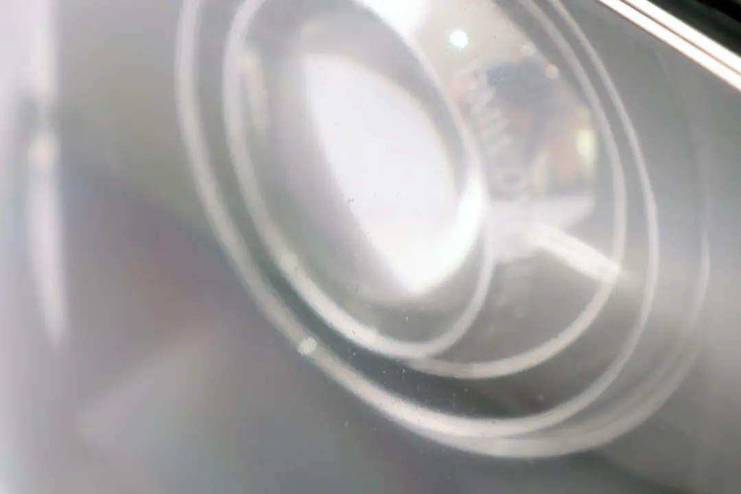 BMW X3 Series E83 Bi-Xenon Headlight Lamp Front Right O/S 6923862 - SKU rhd-6923862 - Part number 3418392