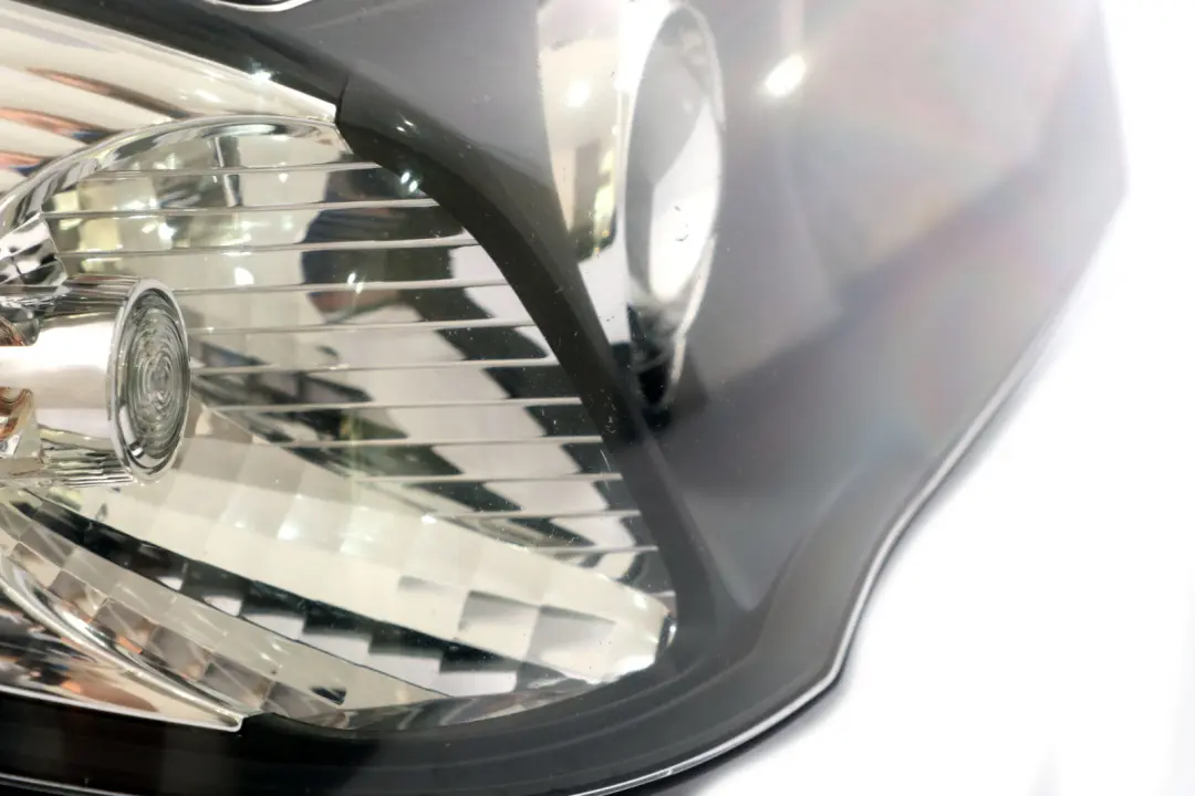 BMW X3 Series E83 Bi-Xenon Headlight Lamp Front Right O/S 6923862 - SKU rhd-6923862 - Part number 3418392