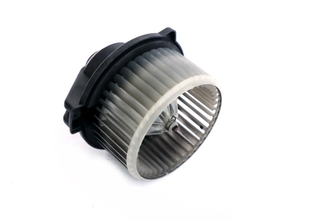 Heater Fan Blower Unit Motor Fan 6926239 to BMW Z4 Series E85 E86 with Part number 6927599 BMW Z4 Series E85 E86 Heater Fan Blower Unit Motor Fan 6926239 - SKU rhd-6927599 - Part number 6927599