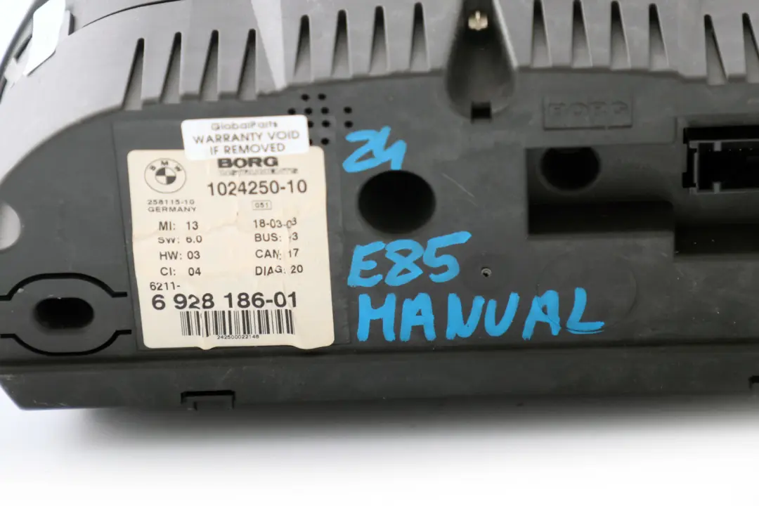 Instrument Cluster Speedo Clocks Manual to BMW Z4 Series E85 Petrol with Part number 6928186 BMW Z4 Series E85 Petrol Instrument Cluster Speedo Clocks Manual - SKU rhd-6928186 - Part number 6928186