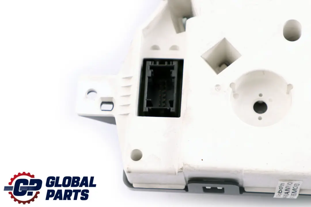 Speedometer Speedo Clock Instrument Cluster 6928883 to Mini Cooper One R50 R52 with Part number 6936282 Mini Cooper One R50 R52 Speedometer Speedo Clock Instrument Cluster 6928883 - SKU rhd-6928883 - Part number 6936282