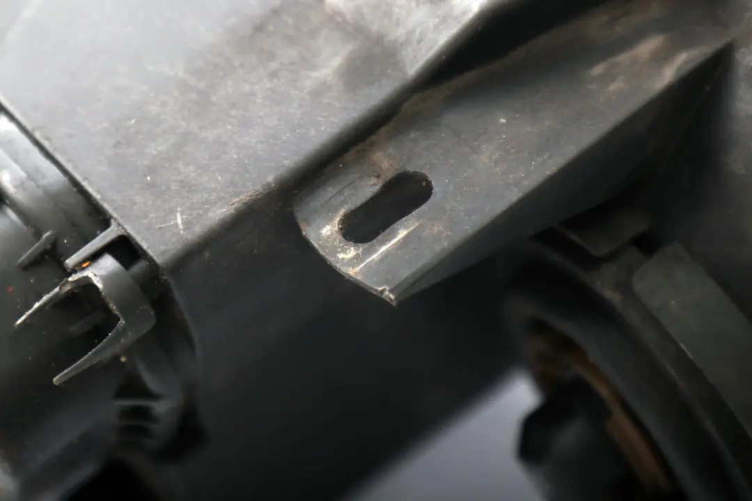 Front Headlight Headlamp Xenon Right O/S to BMW X5 SERIES 4 E53 with Part number 6930238 BMW X5 SERIES 4 E53 Front Headlight Headlamp Xenon Right O/S - SKU rhd-6930238-4 - Part number 6930238