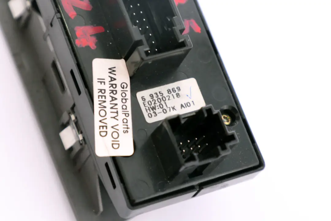 Switch Window Lifter Power Fold Driver Side Right O/S to BMW Z4 Series E85 with Part number 6935869 BMW Z4 Series E85 Switch Window Lifter Power Fold Driver Side Right O/S - SKU rhd-6935869 - Part number 6935869